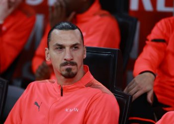 Zlatan Ibrahimovic of AC Milan in the bench during the Serie A 2021/22 football match between AC Milan and Hellas Verona FC at Giuseppe Meazza Stadium, Milan, Italy on October 16, 2021 (Photo by Fabrizio Carabelli/LiveMedia/NurPhoto via Getty Images)