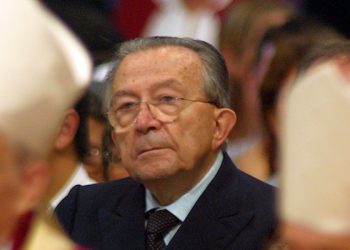 © MICHELE RICCI  LAPRESSE
20/09/2002 CITTA' DEL VATICANO
VATICANO
FUNERALI CARDINAL F.N. VAN THUAN
GIULIO ANDREOTTI